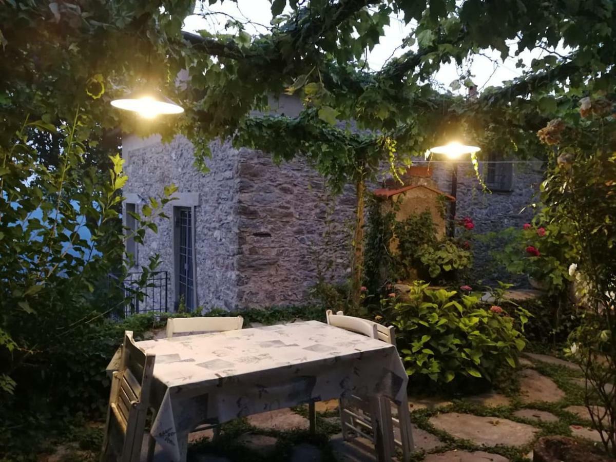 Casale Maria Mafalda Pieve di Teco Екстериор снимка