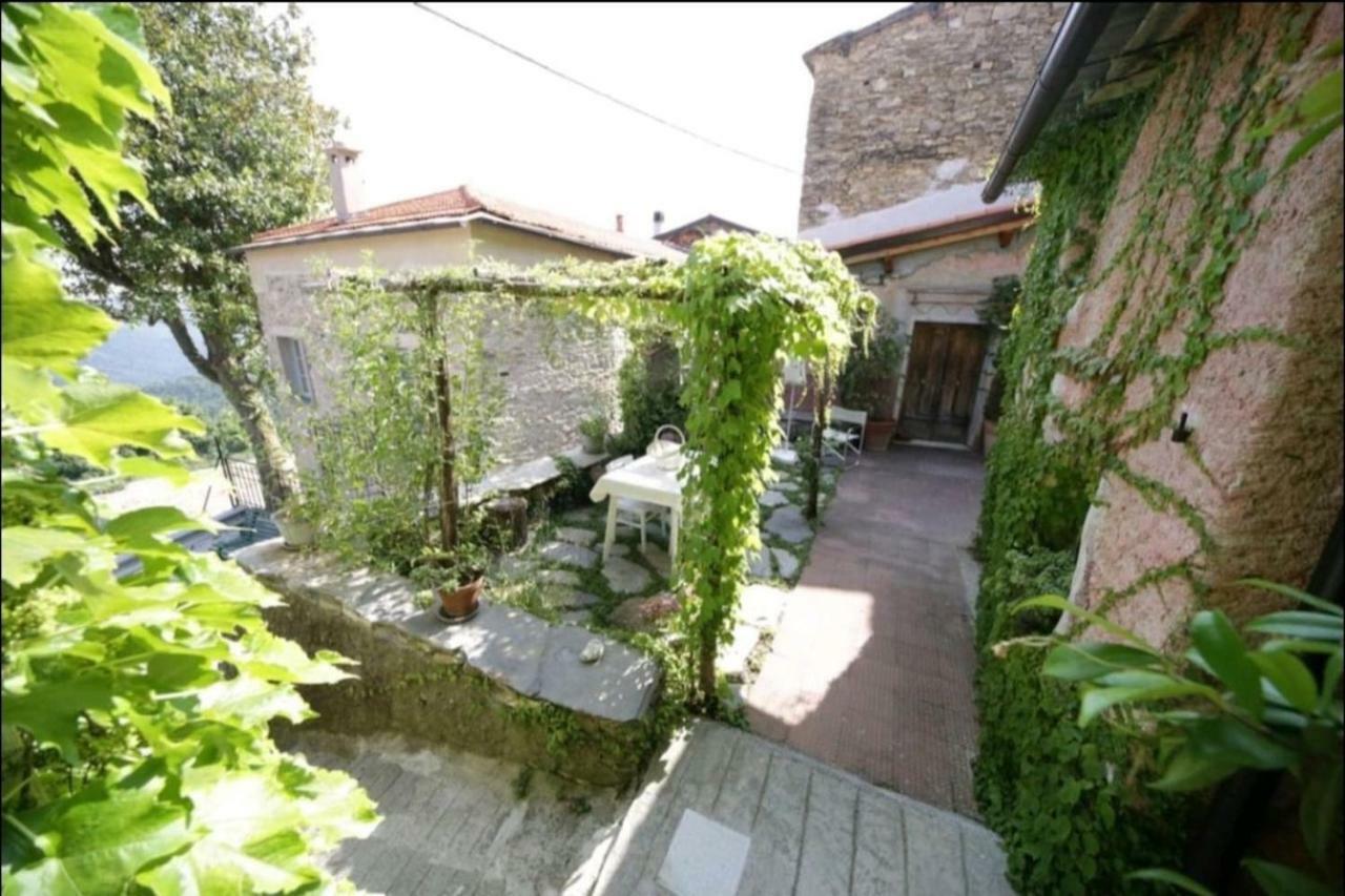 Casale Maria Mafalda Pieve di Teco Екстериор снимка