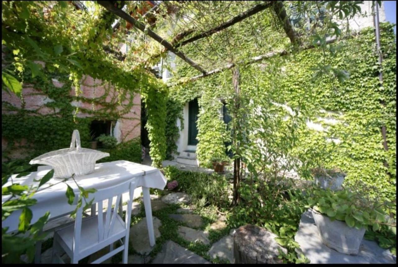 Casale Maria Mafalda Pieve di Teco Екстериор снимка